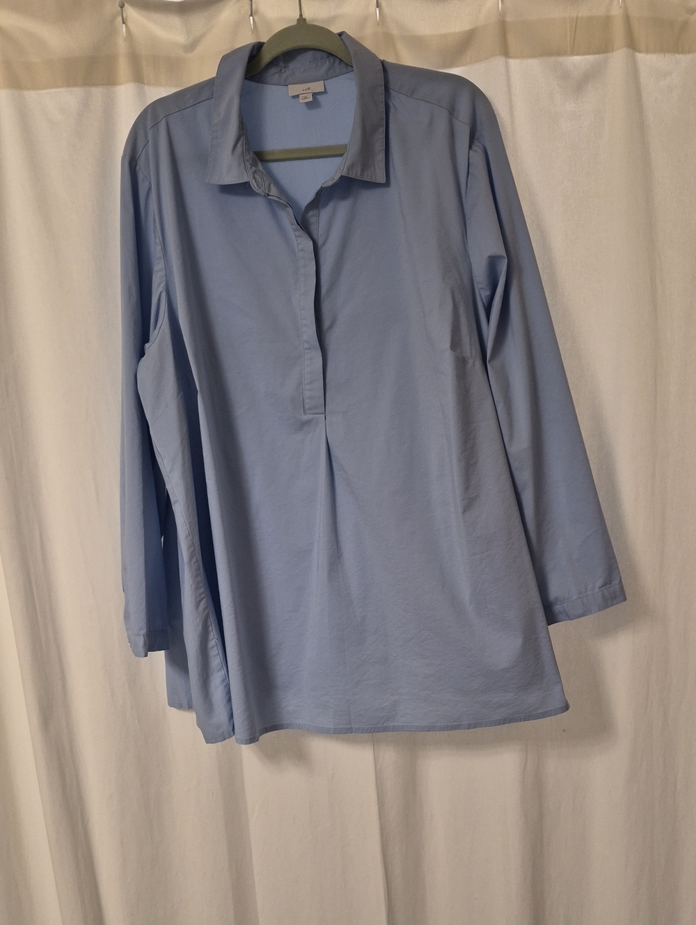 J.jill Light Blue Light Poplin Top, Size 2x. Flowy And Roomy, With Pleated Back.